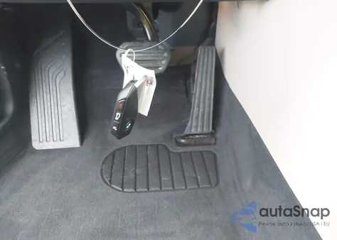 2025 BMW X1 xDrive28I z USA, uszkodzony, nr VIN WBX73EF07S5185098